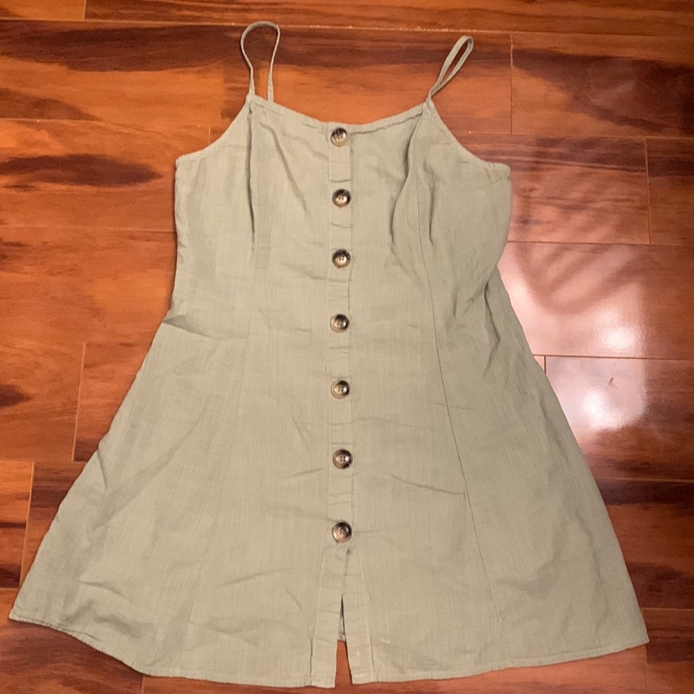 Summer time slip dress.